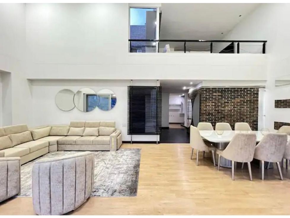 Apartamento en arriendo o venta Antioquia Medellín El Poblado 390 m2 Habitaciones 4 Baños 6 Garajes 3 Precio venta $3500000000 Precio arriendo $19800000