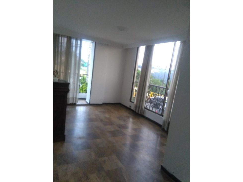 Casa en venta Risaralda Pereira Br Jardin I Etapa 217 m2 Habitaciones 7 Baños 5 Garajes 3 Precio $720000000