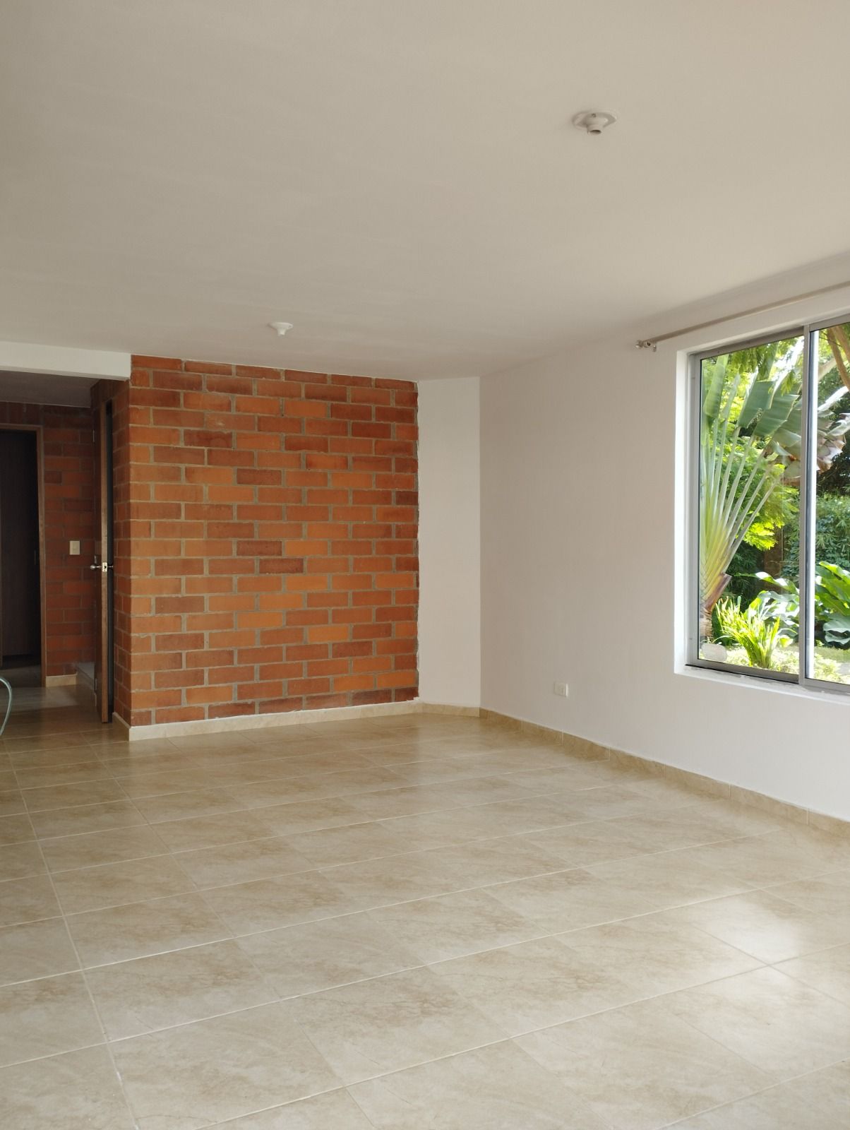 Casa en venta Risaralda Pereira Pereira 95 m2 Habitaciones 4 Baños 4 Garajes 2 Precio $425000000