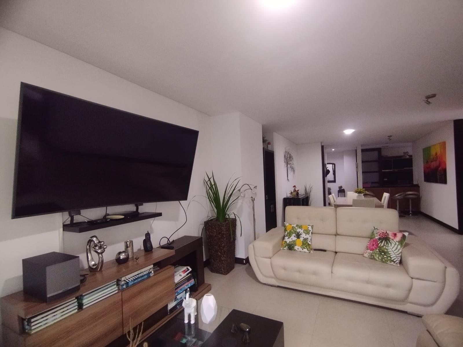 Apartamento en arriendo Risaralda Pereira Pinares De San Martin 114 m2 Habitaciones 3 Baños 2 Garajes 2 Precio $3750000