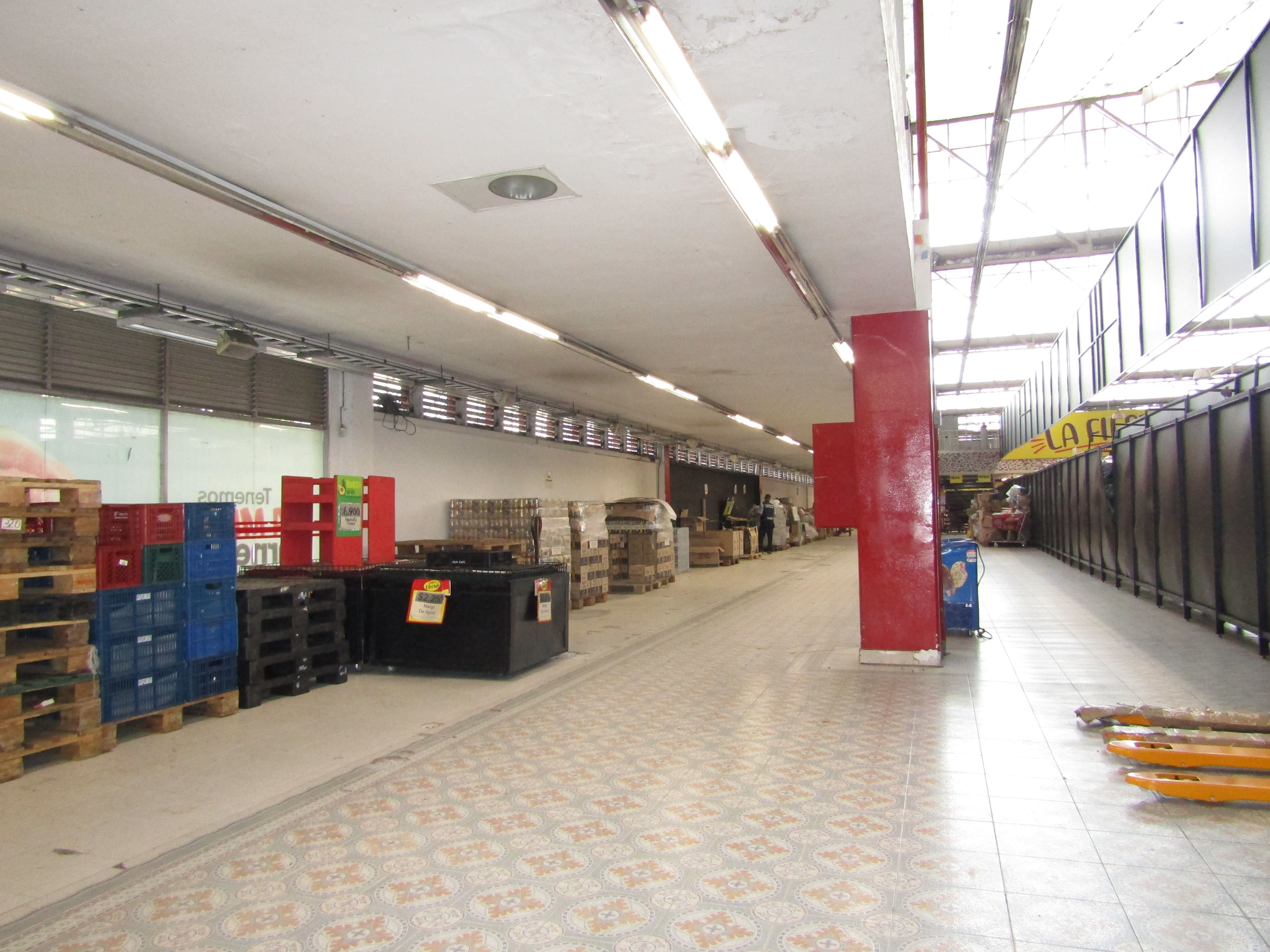 Local en arriendo Risaralda Pereira Centro 393 m2 Habitaciones 0 Baños 10 Garajes 1 Precio $9000000