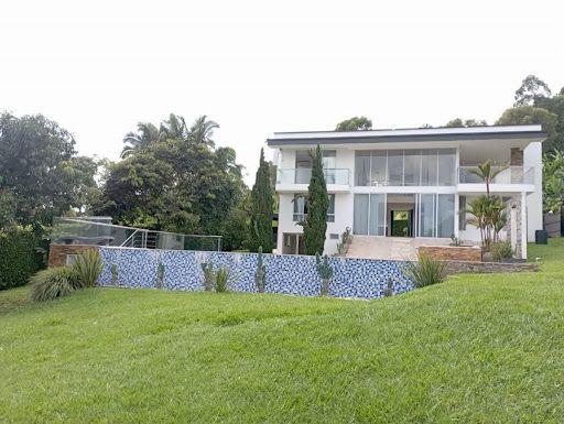 Casa en venta Risaralda Pereira Pereira 400 m2 Habitaciones 7 Baños 13 Garajes 7 Precio $1700000000