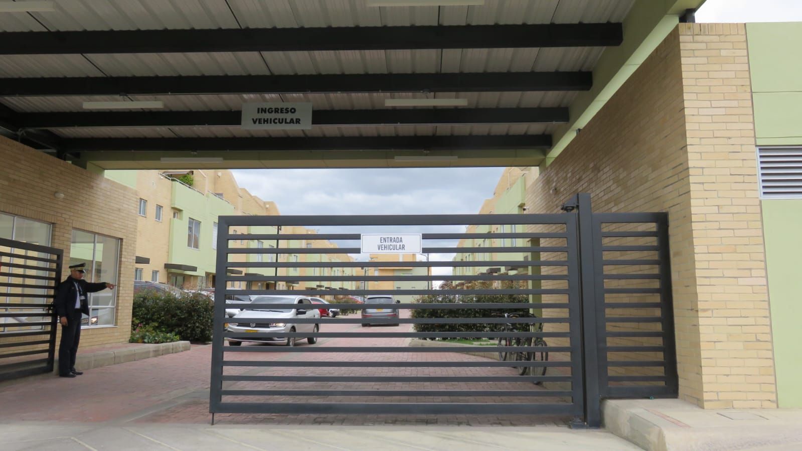 Casa en venta Cundinamarca Cota Cota 133 m2 Habitaciones 3 Baños 4 Garajes 4 Precio $700000000