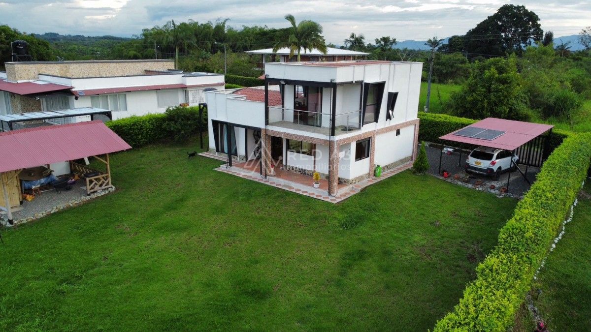 Casa en venta Valle Del Cauca Alcalá Alcala 172 m2 Habitaciones 3 Baños 2 Garajes 2 Precio $630000000