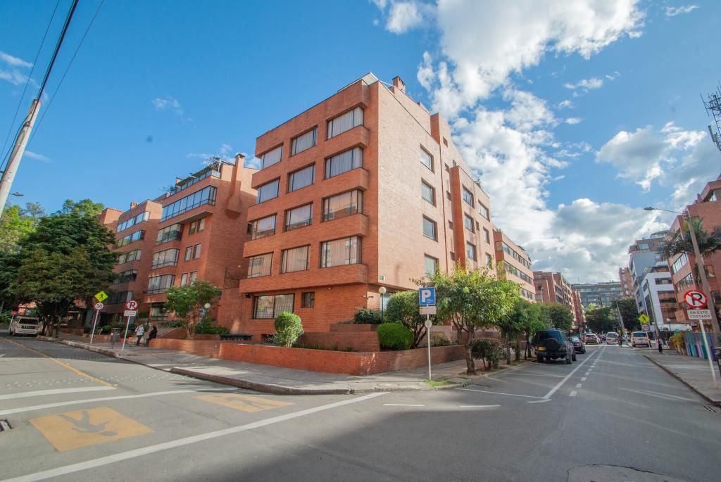 Apartamento en venta Cundinamarca Bogotá Chico 289 m2 Habitaciones 3 Baños 4 Garajes 0 Precio $1950000000