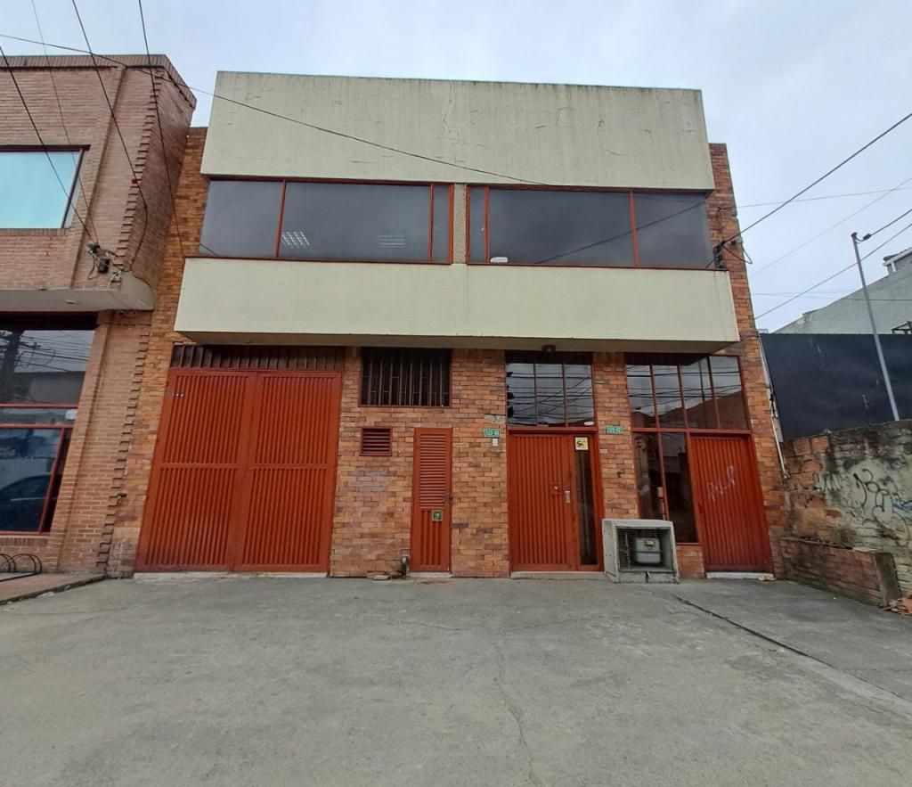 Bodega en venta Cundinamarca Bogotá Toberin 640 m2 Habitaciones 0 Baños 6 Garajes 4 Precio $3200000000