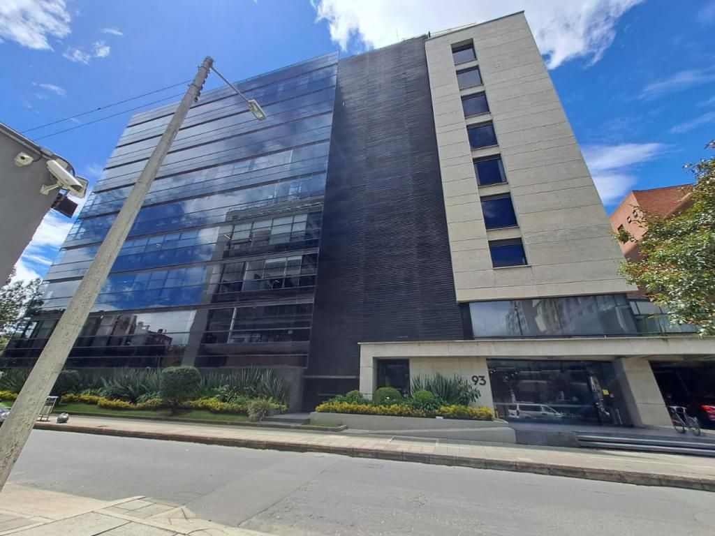 Oficina en venta Cundinamarca Bogotá Chicó Norte 180 m2 Habitaciones 0 Baños 2 Garajes 4 Precio $2300000000