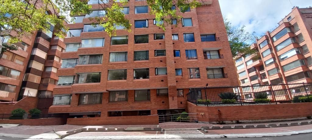 Apartamento en arriendo Cundinamarca Bogotá La Cabrera 260 m2 Habitaciones 3 Baños 4 Garajes 2 Precio $10300000