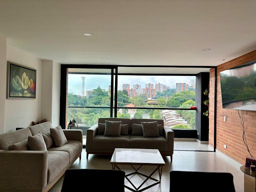 Apartamento en venta Antioquia Envigado La Inmaculada 100 m2 Habitaciones 3 Baños 2 Garajes 3 Precio $750000000