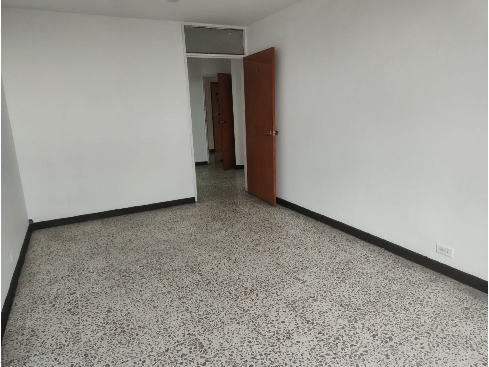 Oficina en arriendo Caldas Manizales Lleras 46 m2 Habitaciones 0 Baños 2 Garajes 0 Precio $1500000