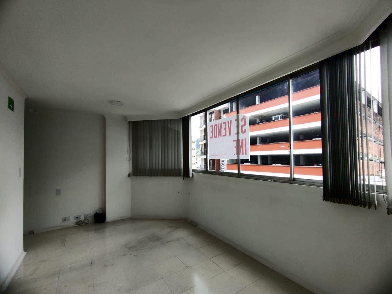 Consultorio en venta Risaralda Pereira Sector Plaza De Bolivar 35 m2 Habitaciones 0 Baños 0 Garajes 2 Precio $230000000