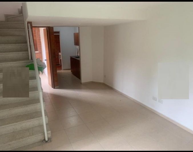 Casa en arriendo Risaralda Pereira La Villa 140 m2 Habitaciones 4 Baños 4 Garajes 2 Precio $1900000