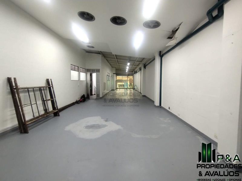 Bodega en arriendo Antioquia Medellín Shellmar 160 m2 Habitaciones 0 Baños 2 Garajes 0 Precio $4500000