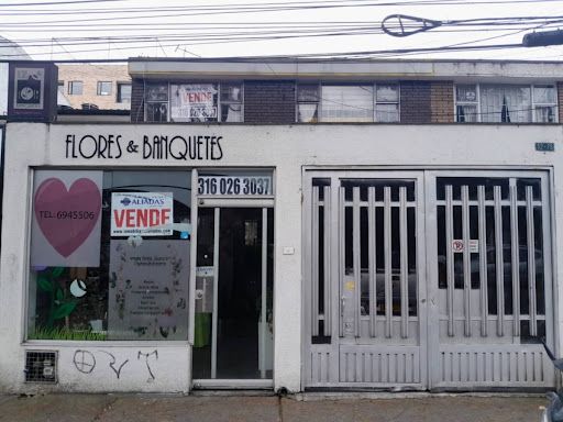 Casa en venta Cundinamarca Bogotá Normandía 268 m2 Habitaciones 4 Baños 3 Garajes 2 Precio $950000000