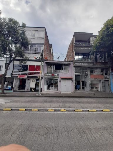 Local en venta Risaralda Pereira Sector Lago Uribe 440 m2 Habitaciones 0 Baños 4 Garajes 0 Precio $850000000