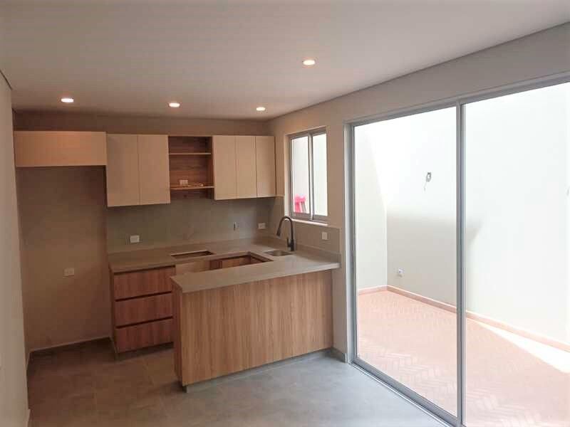 Casa en venta Antioquia Rionegro Gualanday 155 m2 Habitaciones 3 Baños 6 Garajes 3 Precio $980000000