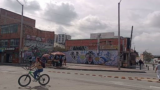 Casa en venta Cundinamarca Bogotá El Paraíso 400 m2 Habitaciones 2 Baños 3 Garajes 0 Precio $3600000000