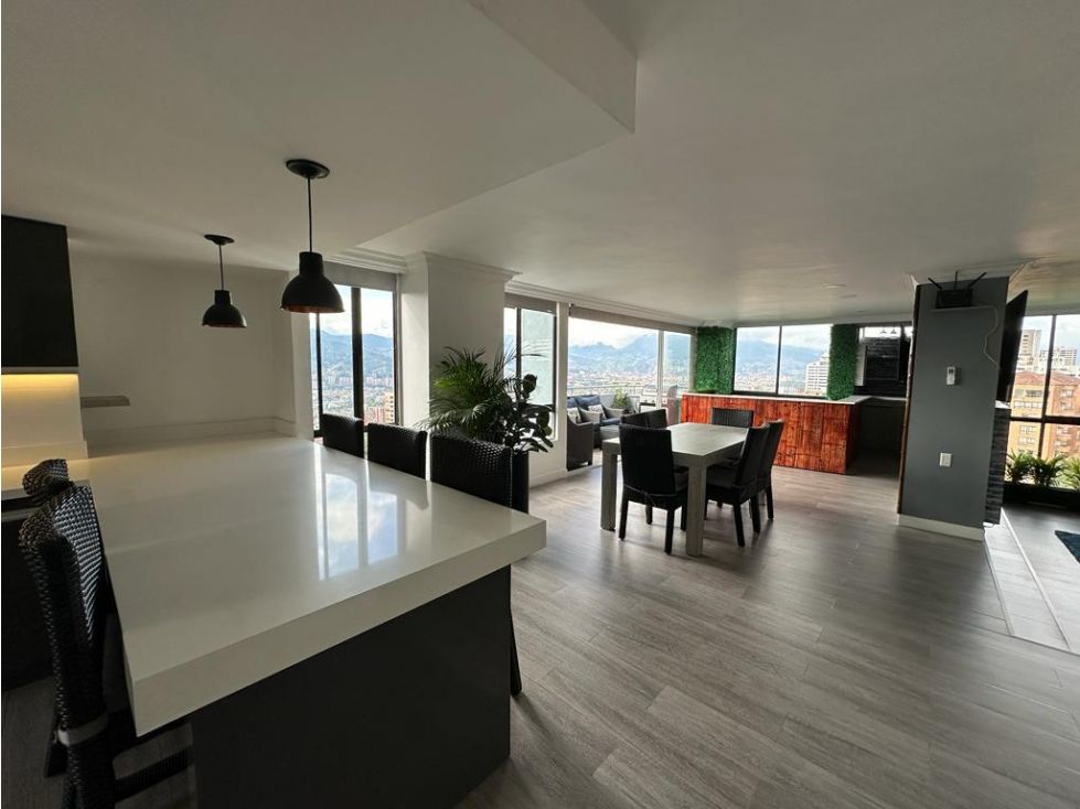 Apartamento en arriendo o venta Antioquia Medellín San Lucas 290 m2 Habitaciones 4 Baños 5 Garajes 2 Precio venta $1850000000 Precio arriendo $16500000