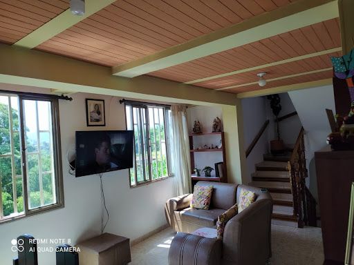 Casa en venta Risaralda Pereira Br Los Paraisos 221 m2 Habitaciones 3 Baños 4 Garajes 1 Precio $320000000