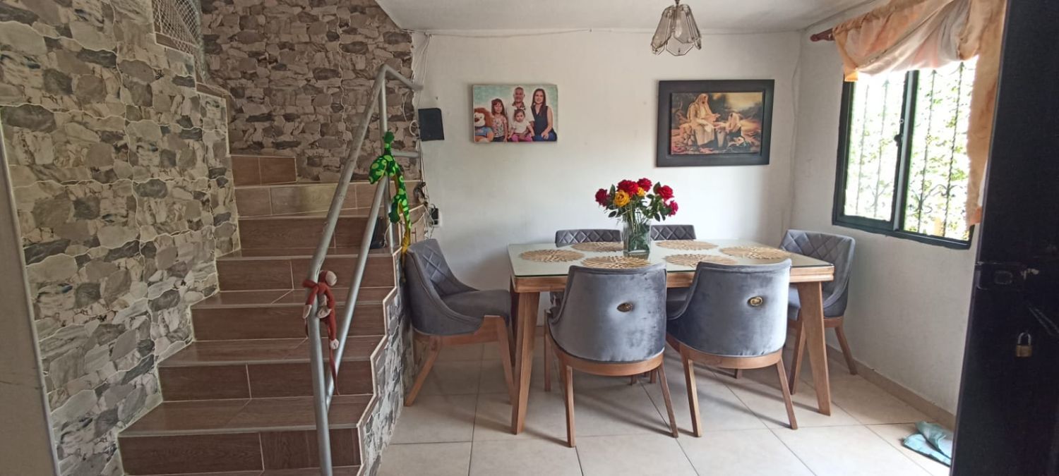 Casa en venta Risaralda Dosquebradas Santa Isabel 100 m2 Habitaciones 3 Baños 2 Garajes 2 Precio $298000000