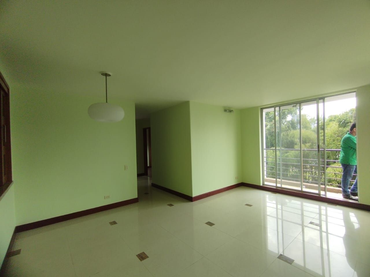 Apartamento en arriendo o venta Risaralda Pereira Los Angeles 137 m2 Habitaciones 3 Baños 4 Garajes 3 Precio venta $570000000 Precio arriendo $3750000