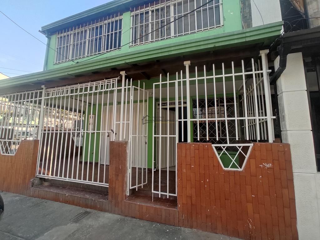 Casa en arriendo Santander Bucaramanga El Porvenir 160 m2 Habitaciones 2 Baños 0 Garajes 1 Precio $1800000