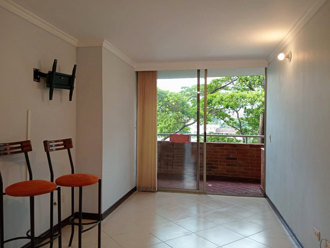 Apartamento en arriendo Antioquia Medellín El Velodromo 75 m2 Habitaciones 2 Baños 2 Garajes 2 Precio $2600000