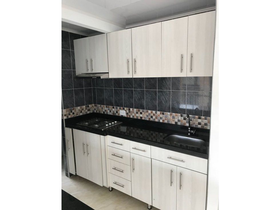 Apartamento en venta Cundinamarca Zipaquirá Cr Los Sauces 67 m2 Habitaciones 3 Baños 2 Garajes 1 Precio $240000000