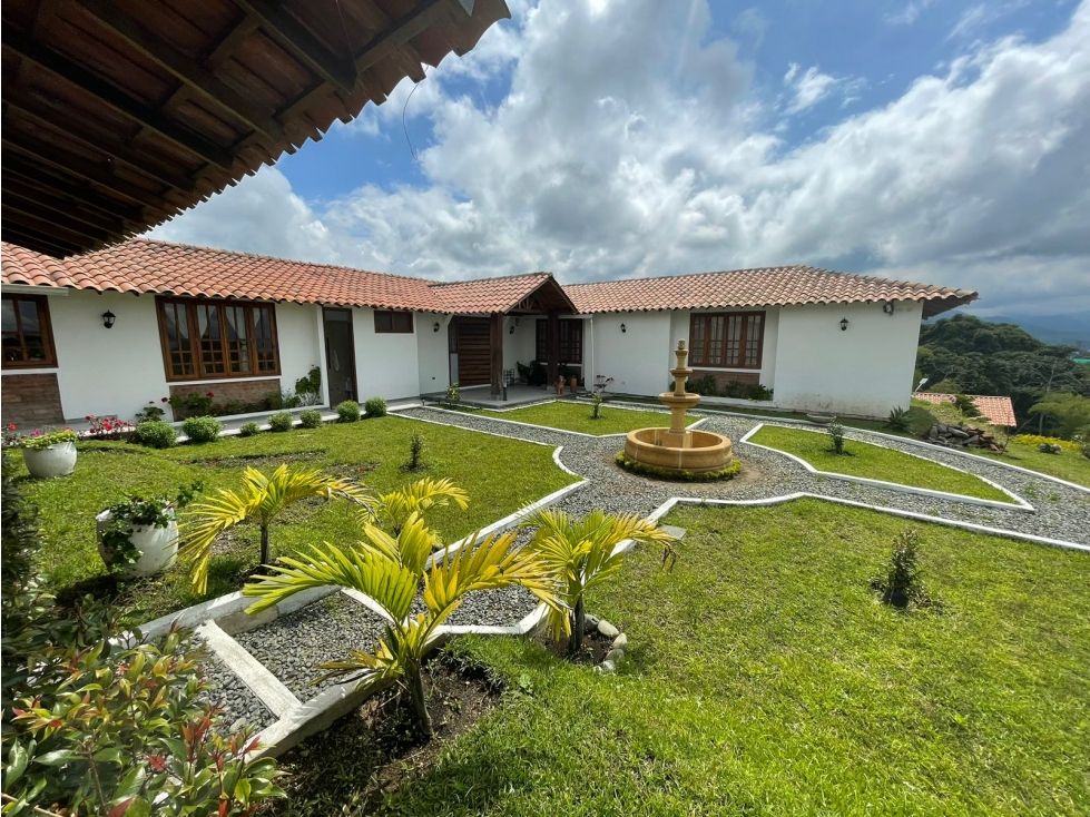 Casa en venta Quindío Circasia La Pista 300 m2 Habitaciones 4 Baños 4 Garajes 4 Precio $1500000000