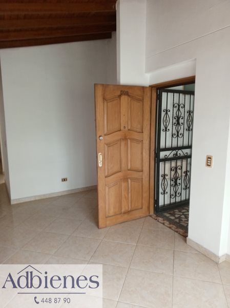 Edificio en venta Antioquia Medellín El Velódromo 11150 m2 Habitaciones 21 Baños 9 Garajes 8 Precio $5500000000