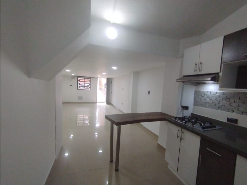 Apartaestudio en arriendo Antioquia Medellín La Candelaria 22 m2 Habitaciones 1 Baños 2 Garajes 2 Precio $1350000