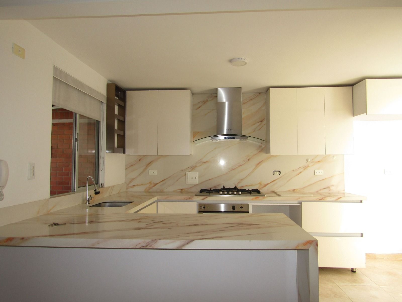 Casa en venta Risaralda Pereira Cerritos 120 m2 Habitaciones 3 Baños 4 Garajes 2 Precio $510000000