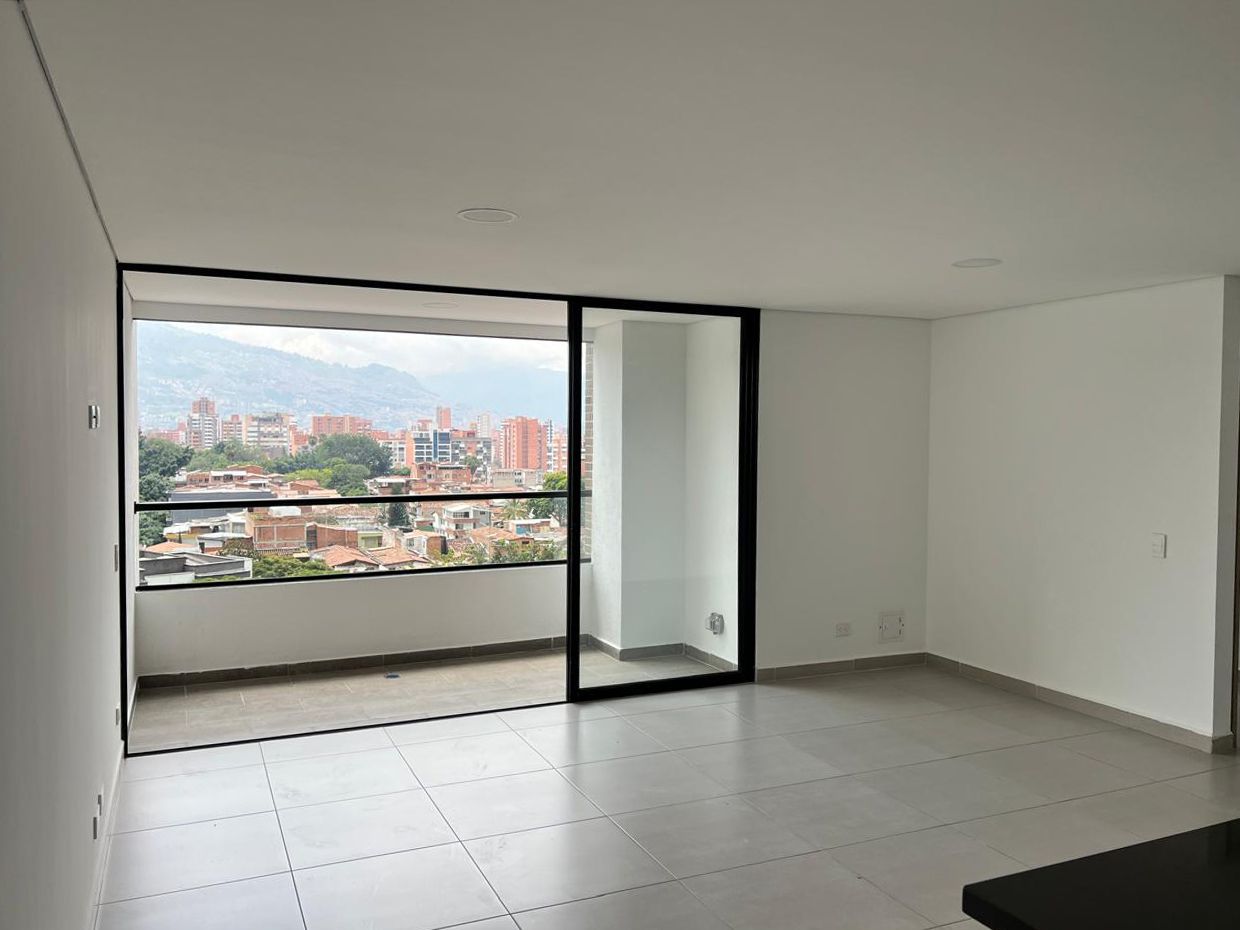 Apartamento en arriendo Antioquia Medellín La Palma 137 m2 Habitaciones 4 Baños 4 Garajes 2 Precio $3250000