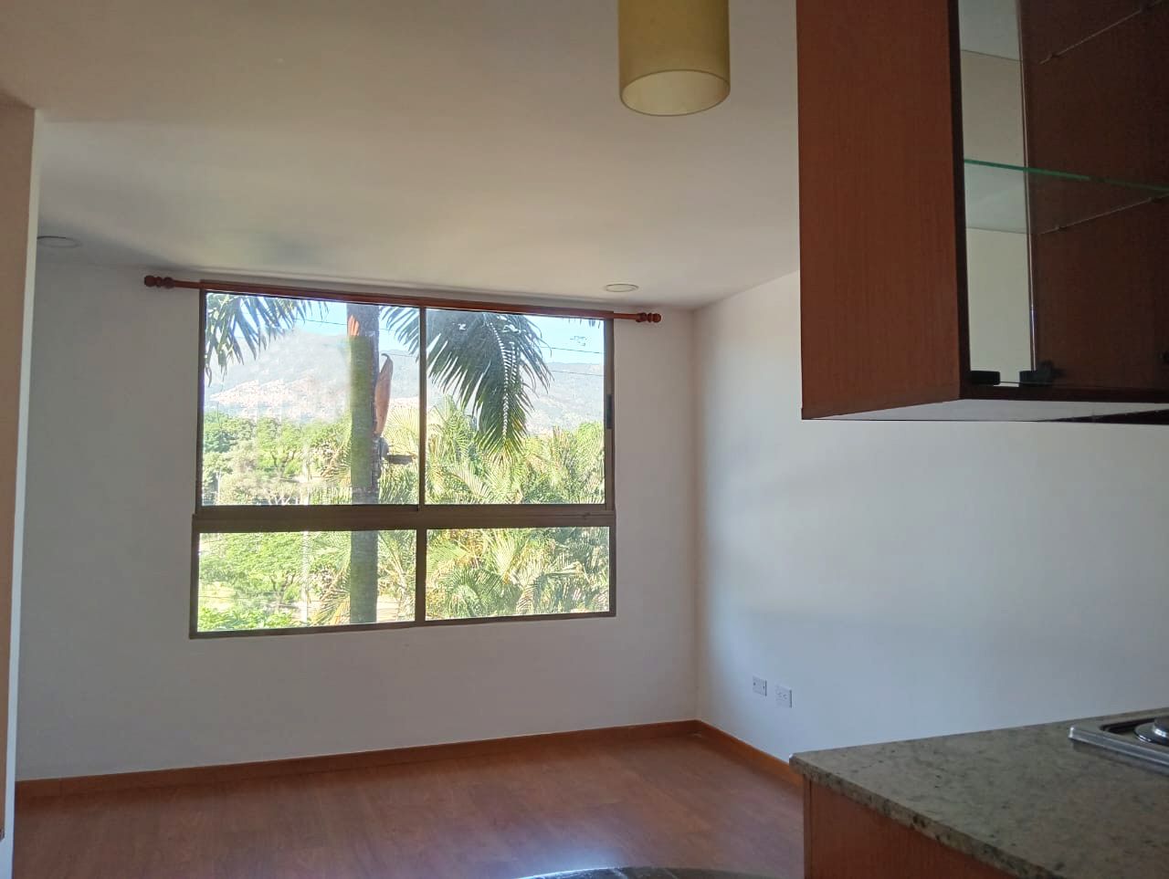 Apartamento en arriendo Antioquia Medellín Los Conquistadores 50 m2 Habitaciones 1 Baños 2 Garajes 2 Precio $2000000