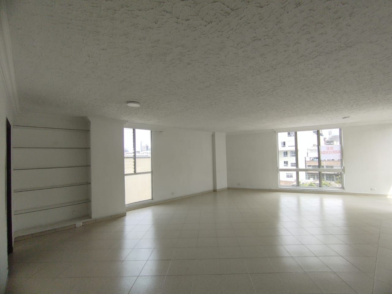 Apartamento en arriendo Risaralda Pereira Centro 115 m2 Habitaciones 3 Baños 2 Garajes 2 Precio $1900000