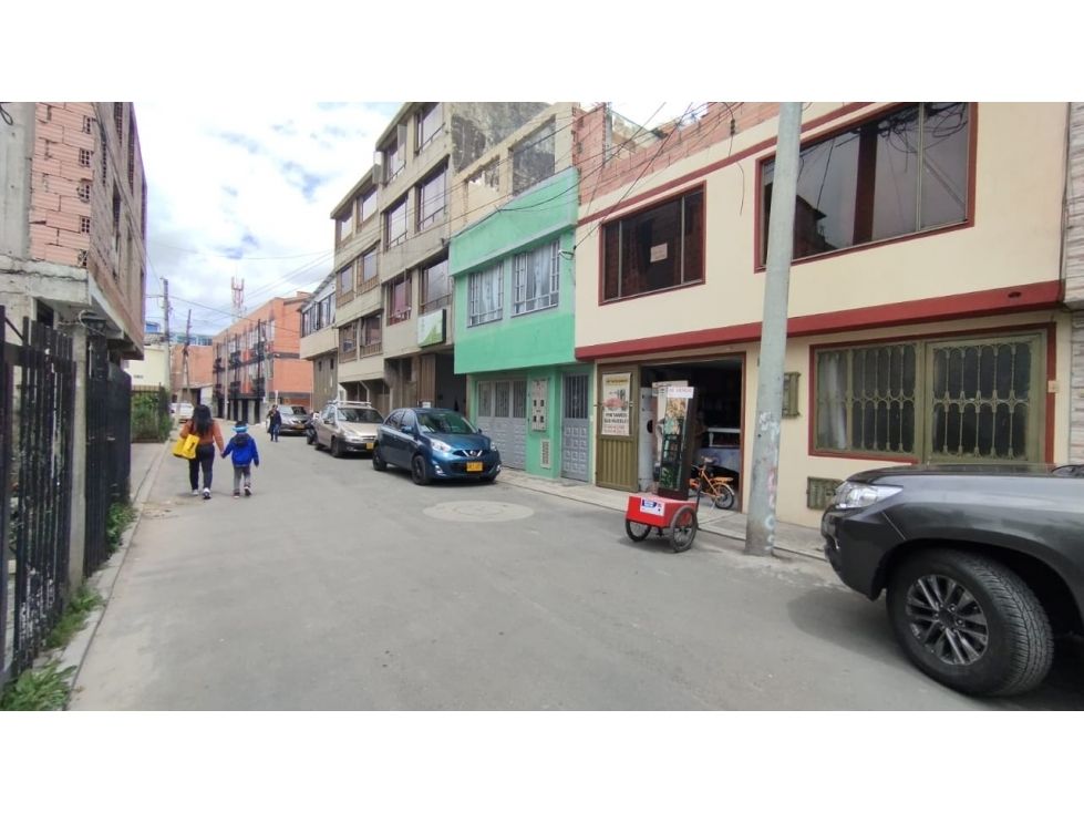 Casa en venta Cundinamarca Bogotá El Poa 235 m2 Habitaciones 7 Baños 5 Garajes 0 Precio $700000000
