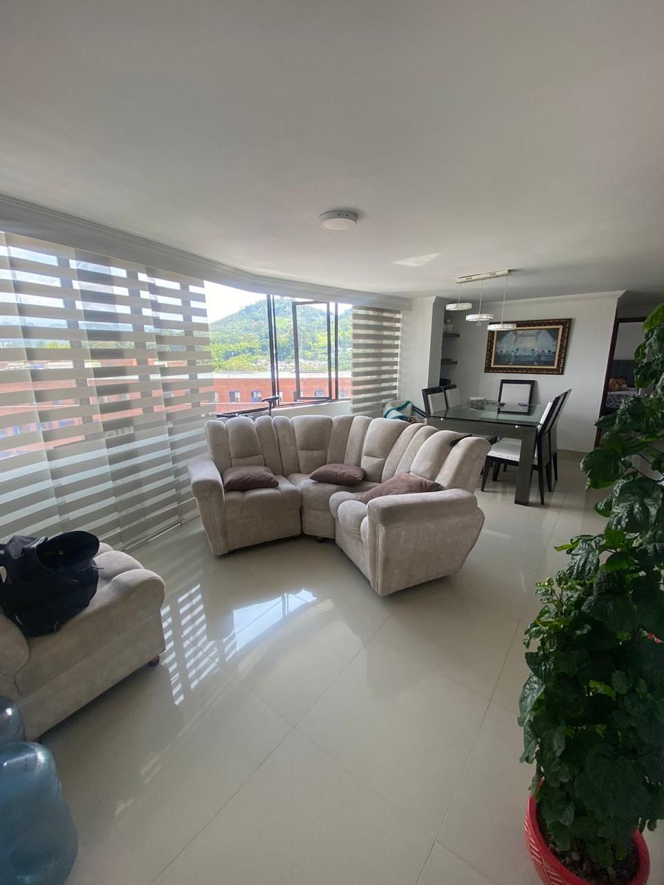 Apartamento en venta Risaralda Pereira America 92 m2 Habitaciones 3 Baños 2 Garajes 2 Precio $380000000