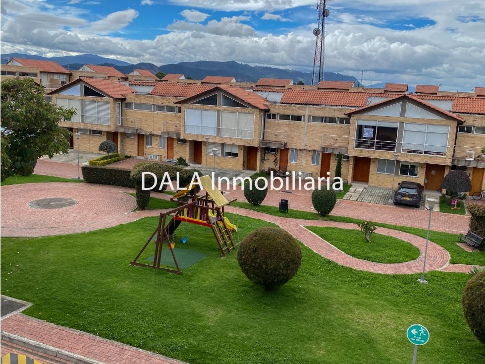Casa en venta Cundinamarca Chía Delicias Sur 175 m2 Habitaciones 3 Baños 6 Garajes 3 Precio $989800000