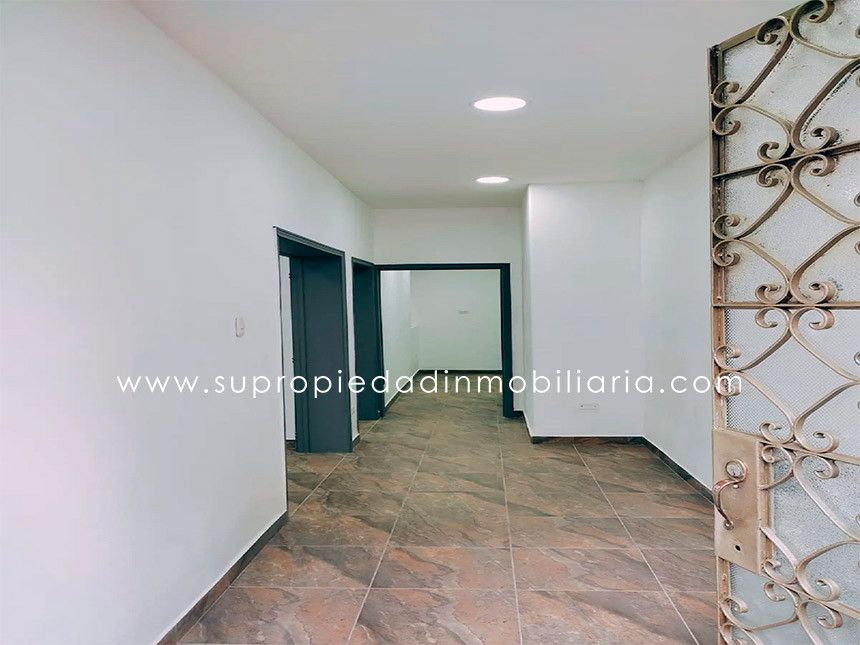 Local en arriendo Cundinamarca Bogotá Pardo Rubio 150 m2 Habitaciones 0 Baños 3 Garajes 0 Precio $5800000