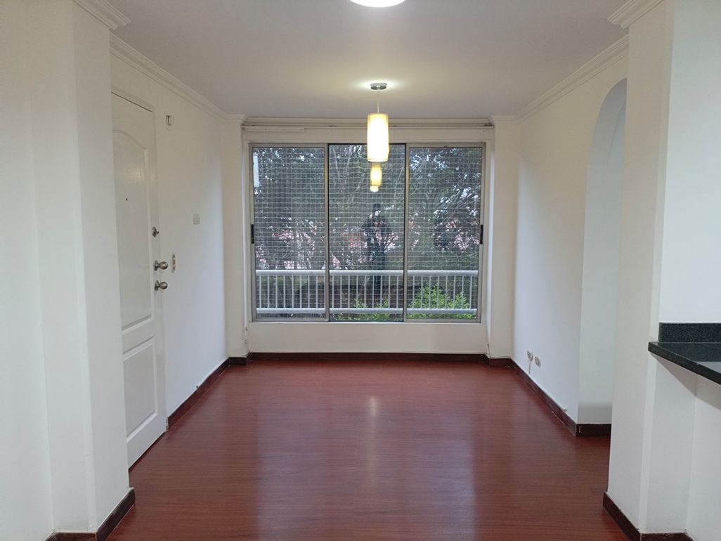Apartamento en arriendo Antioquia Medellín La Mota 70 m2 Habitaciones 3 Baños 2 Garajes 2 Precio $2400000