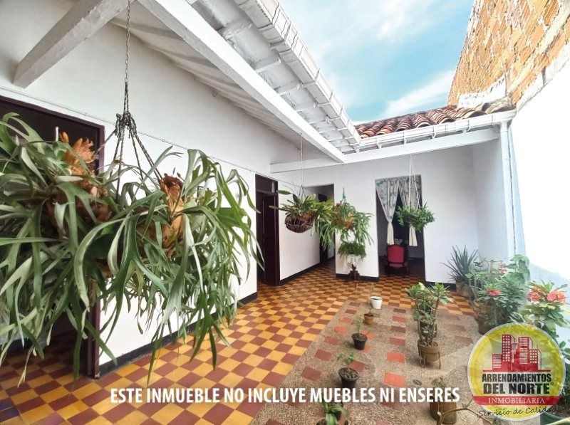 Edificio en venta Antioquia Bello El Rosario 300 m2 Habitaciones 3 Baños 2 Garajes 0 Precio $700000000