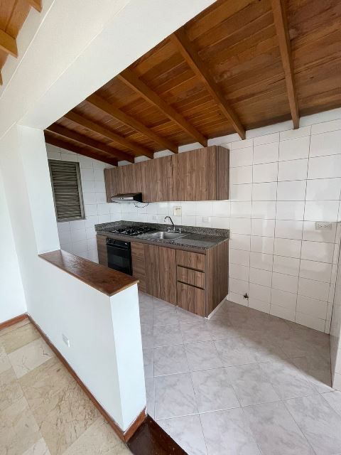 Apartamento en arriendo Antioquia Medellín Medellín 55 m2 Habitaciones 1 Baños 2 Garajes 2 Precio $2700000