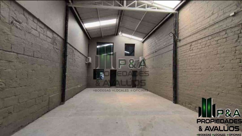 Bodega en arriendo Antioquia Medellín Villanueva 140 m2 Habitaciones 0 Baños 2 Garajes 0 Precio $7500000