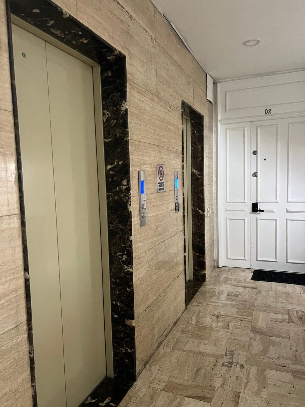 Apartamento en arriendo Valle Del Cauca Cali El Peñón 296 m2 Habitaciones 3 Baños 6 Garajes 3 Precio $3500000