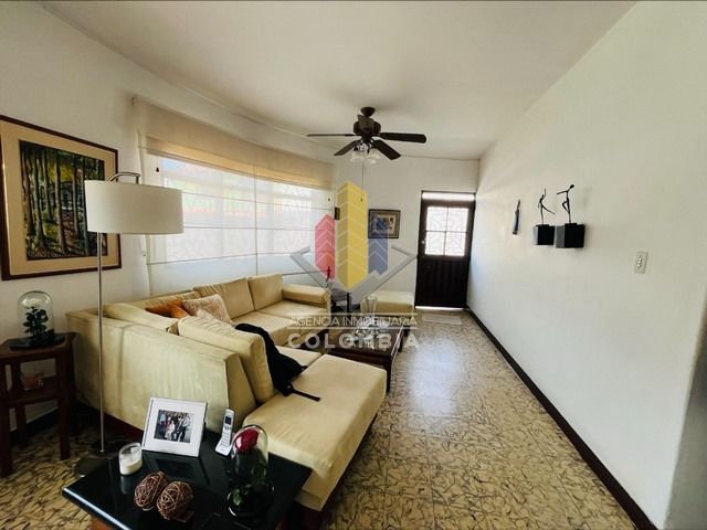 Casa en venta Tolima Ibagué 1 De Mayo 172 m2 Habitaciones 3 Baños 6 Garajes 2 Precio $360000000