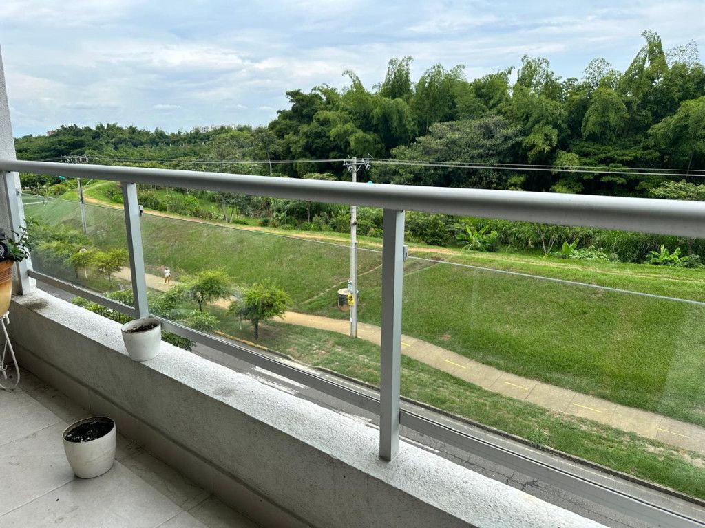 Apartamento en venta Valle Del Cauca Cali Lili 91 m2 Habitaciones 3 Baños 4 Garajes 2 Precio $390000000