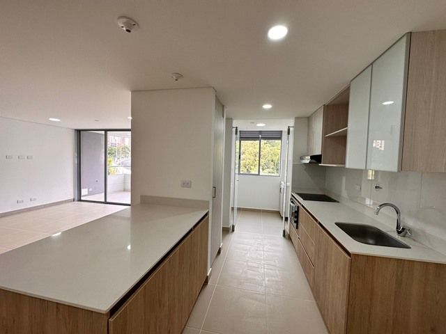 Apartamento en venta Antioquia Envigado Envigado 109 m2 Habitaciones 3 Baños 4 Garajes 3 Precio $1033000000