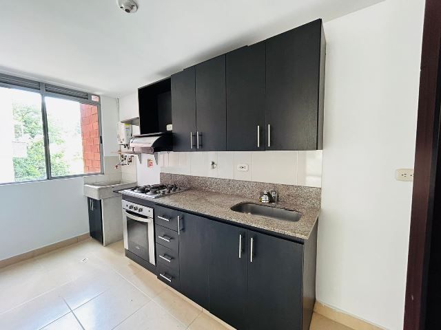 Apartamento en arriendo Antioquia Envigado Envigado 78 m2 Habitaciones 3 Baños 2 Garajes 2 Precio $3400000