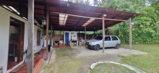 Finca en venta Risaralda Pereira Pereira 170 m2 Habitaciones 3 Baños 2 Garajes 3 Precio $700000000