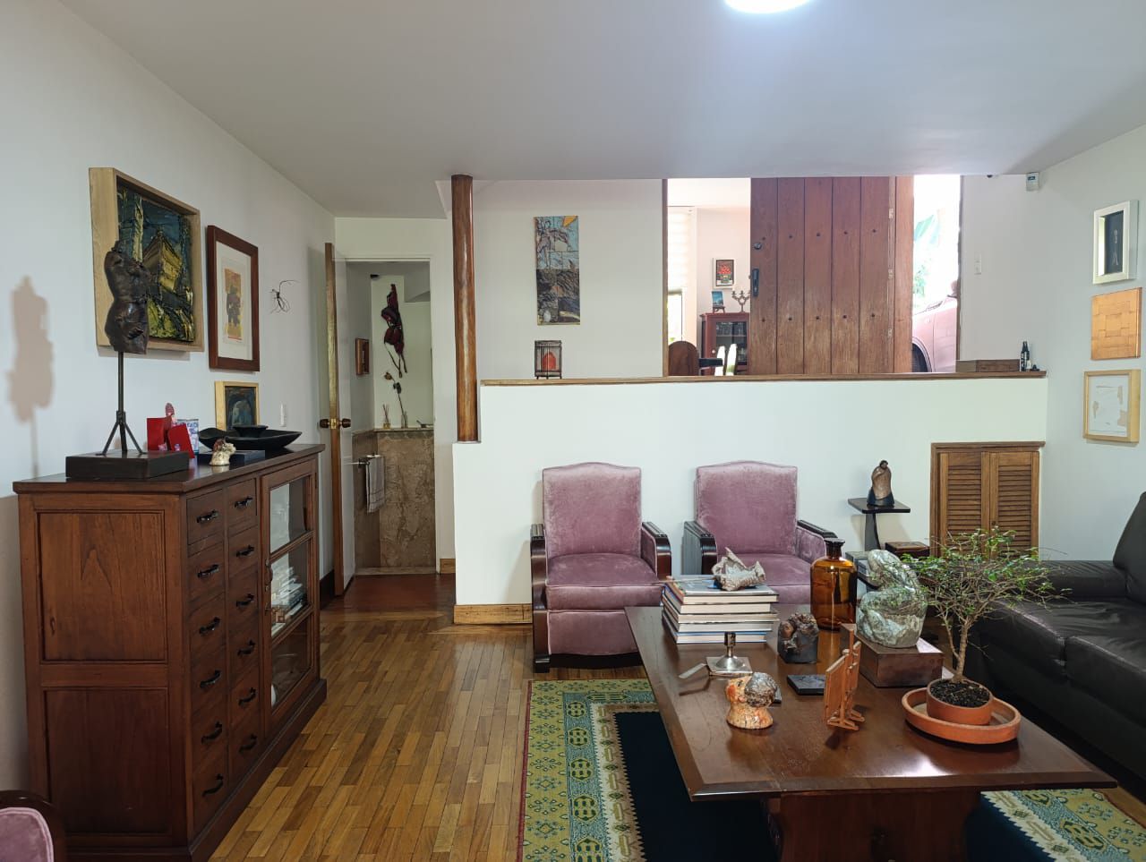 Casa en venta Antioquia Medellín El Tesoro 249 m2 Habitaciones 3 Baños 4 Garajes 4 Precio $990000000